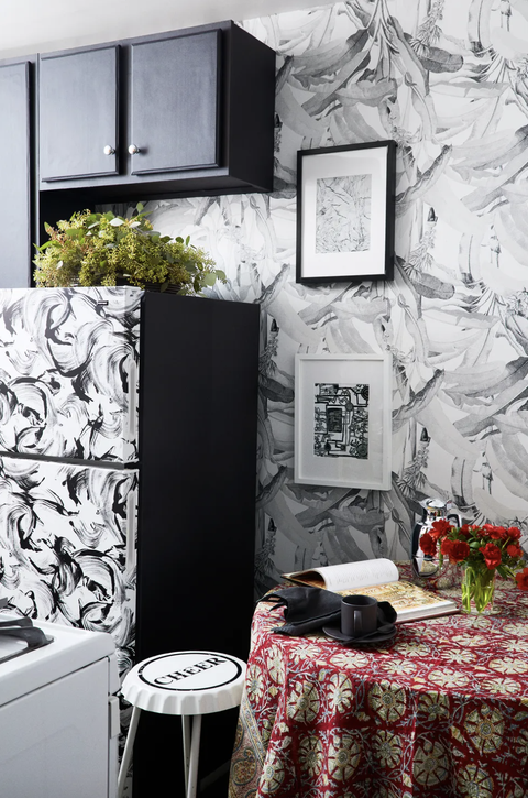 black and white kitchen wallpaper ideas