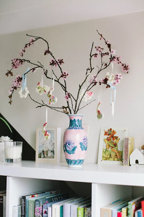 Easter Trees Are Surprisingly Easy to DIY - Easter Tree Decorations