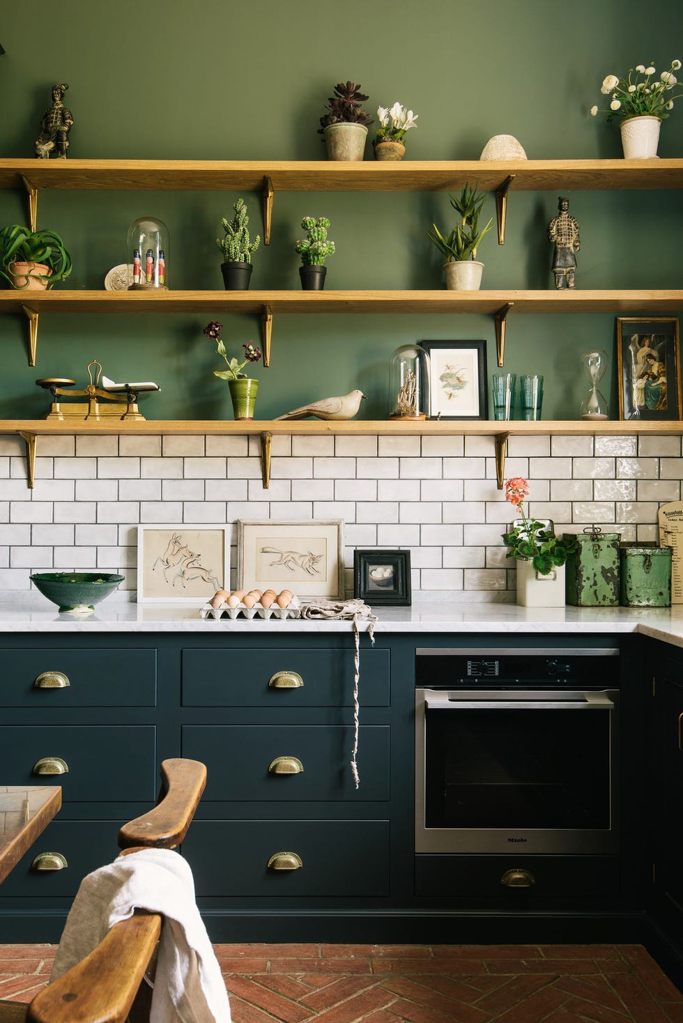 Kitchen Backsplash Goes Halfway Up The Wall Design Ideas