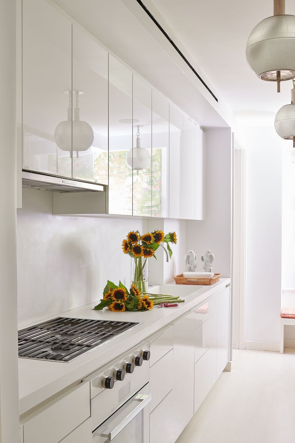 white kitchen backsplash