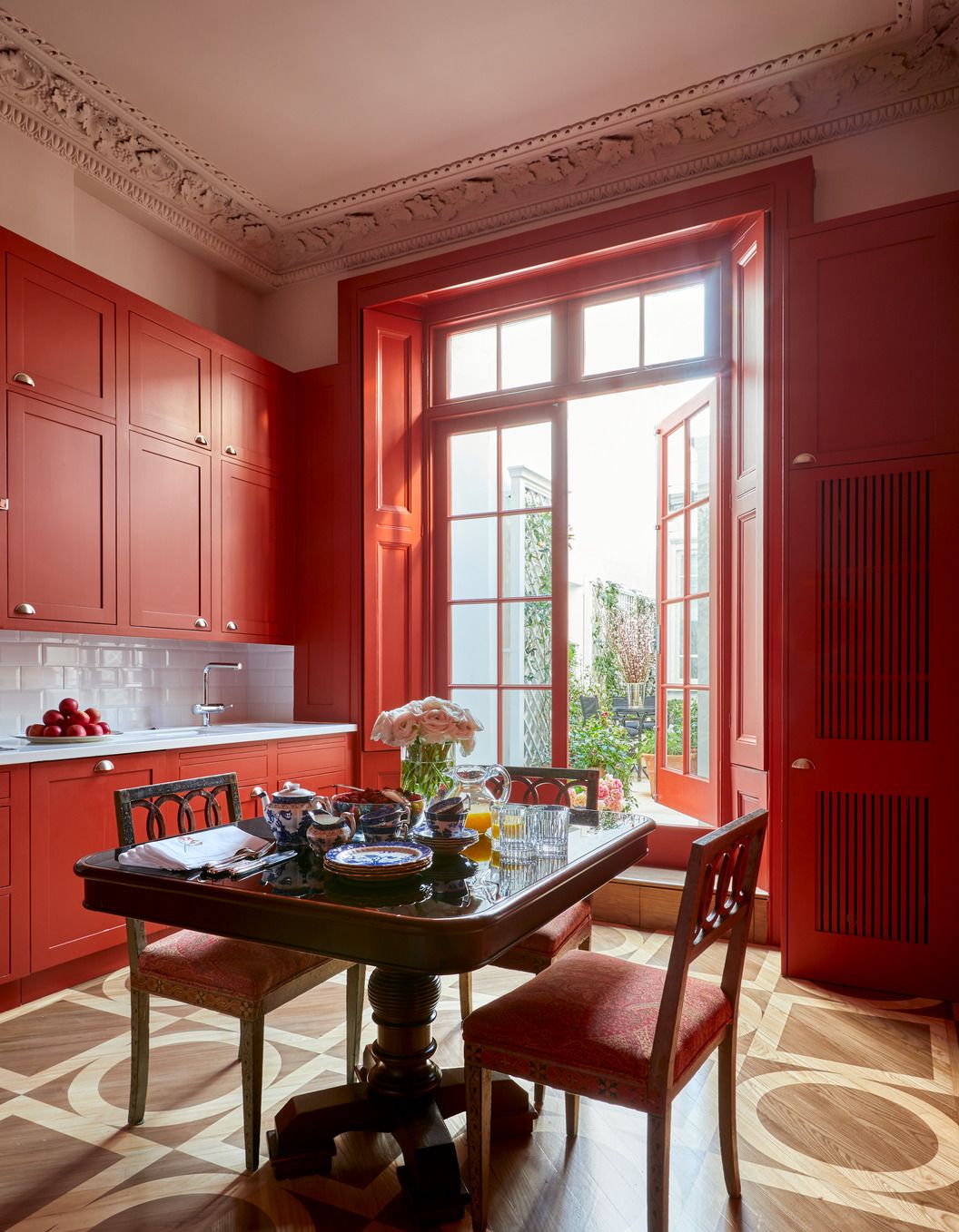 Red Kitchen Ideas - 5 Ways to Incorporate This Vibrant Hue
