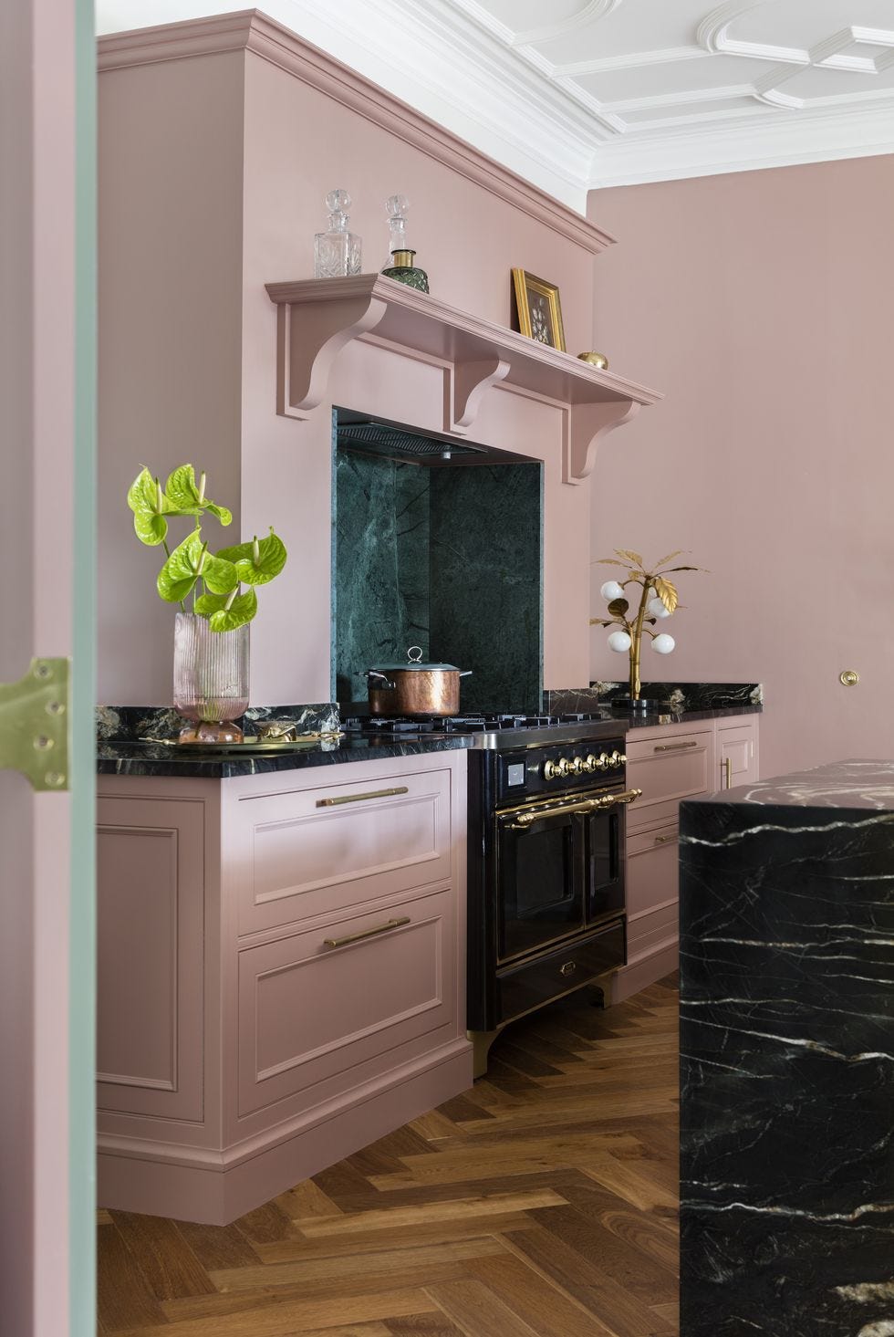 Kitchen color ideas pink and black