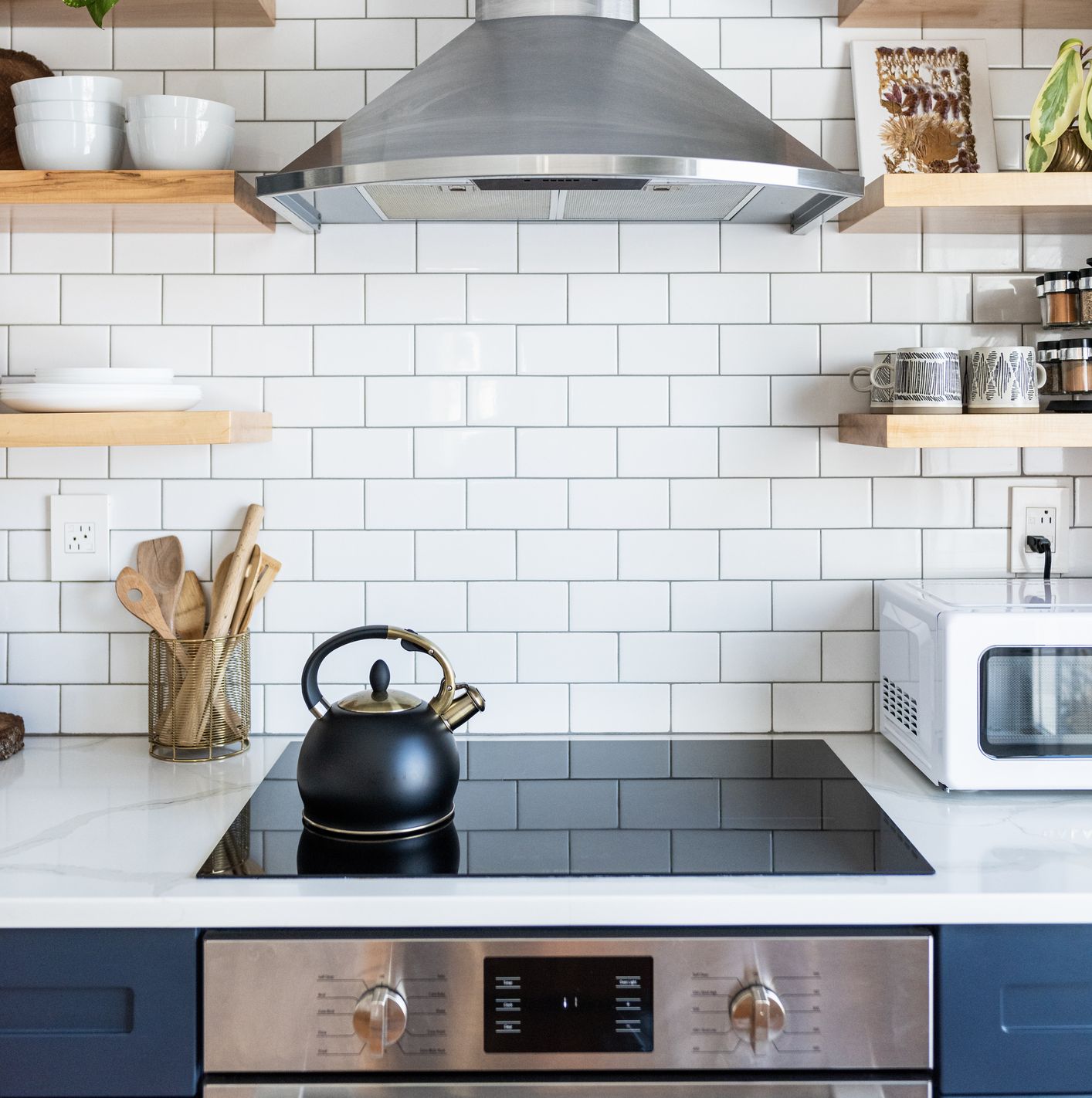 This One Everyday Feature Cheapens the Look of Your Kitchen