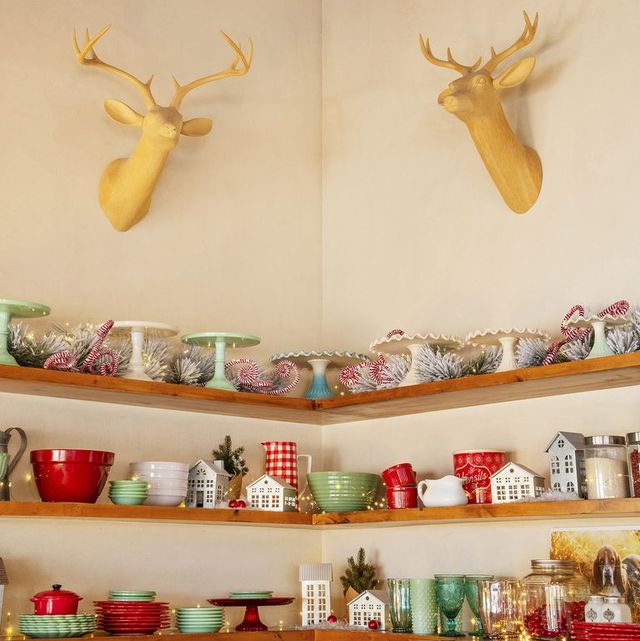 Ideas for a creative Christmas kitchen decor - Ann Arbor Stone & Tile