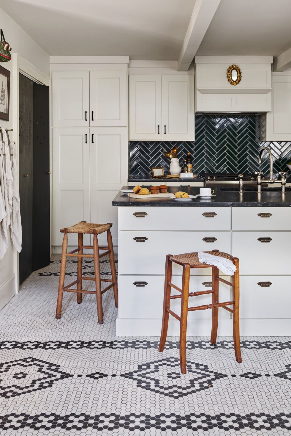 The country kitchen: 10 ways to achieve the look - The English Home