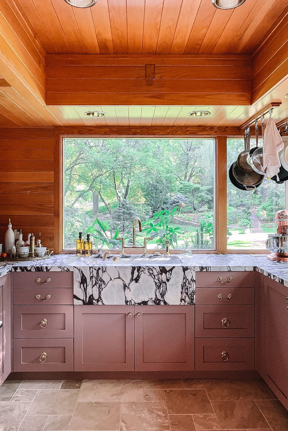11 Smart Kitchen Designs: The Future of Home Decor
