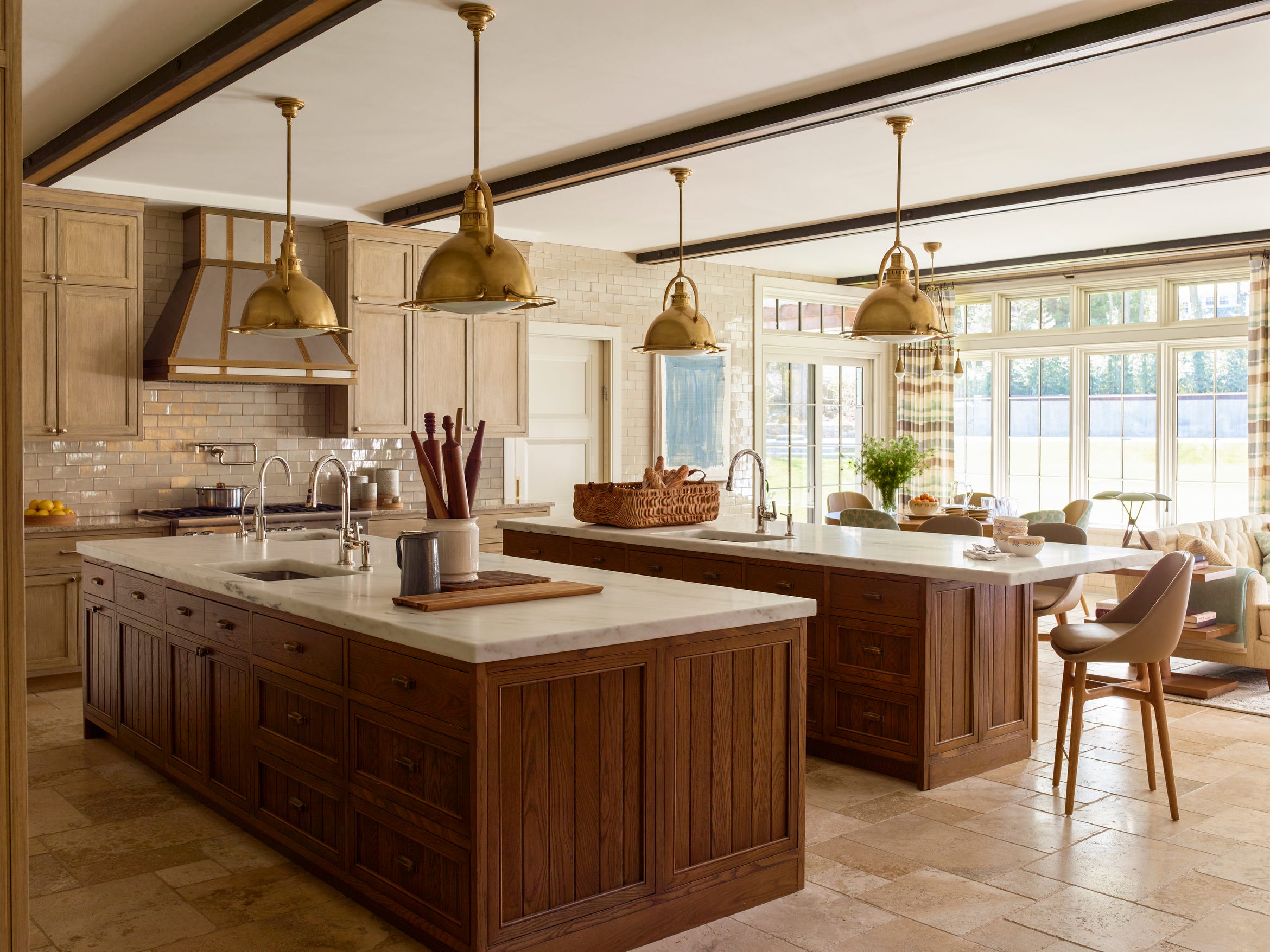 25 Simple and Stylish Kitchen Island Decor Ideas