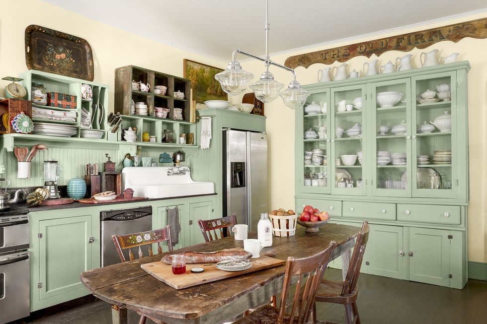 15 Green Kitchen Cabinet Ideas 2024 - Top Green Paint Colors for Kitchens