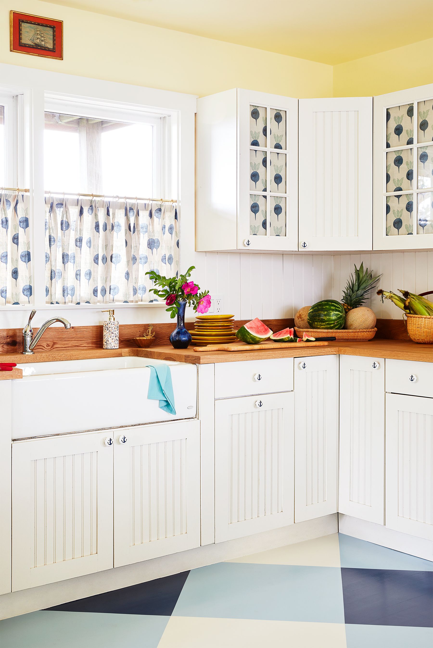 5 Best Kitchen Cabinet Paint Colors, According to Interior Designers