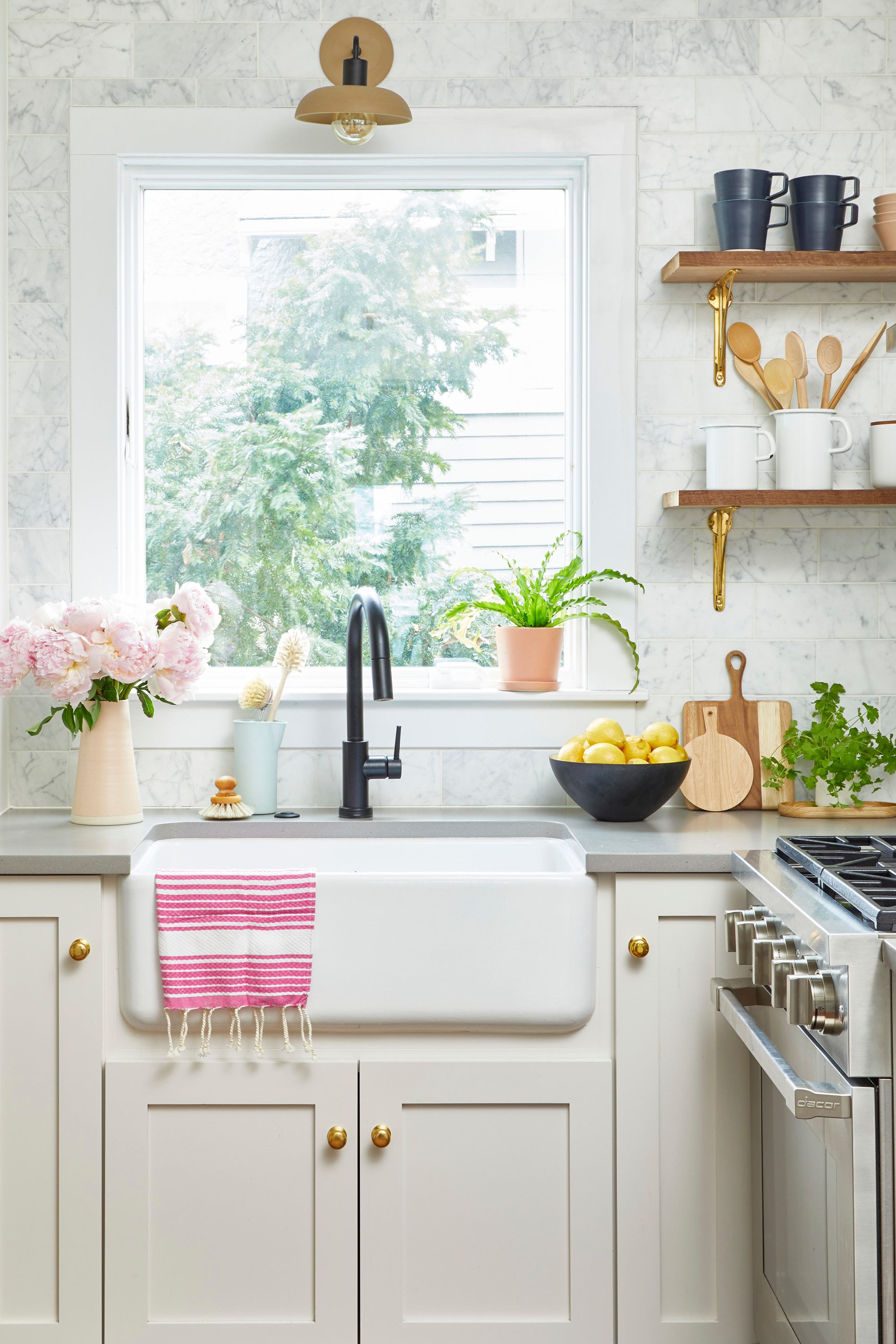 7 Things People With Clean Kitchens Do Daily