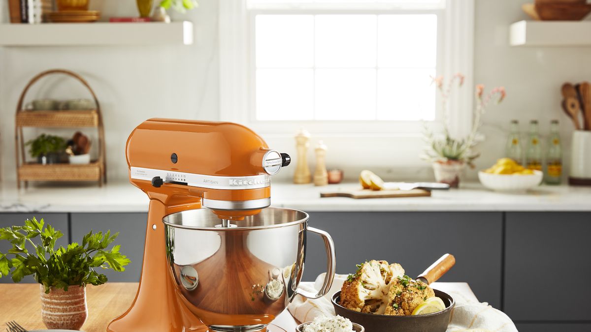 Shop KitchenAid's New Stand Mixer in Honey - KitchenAid Color of the Year  2021