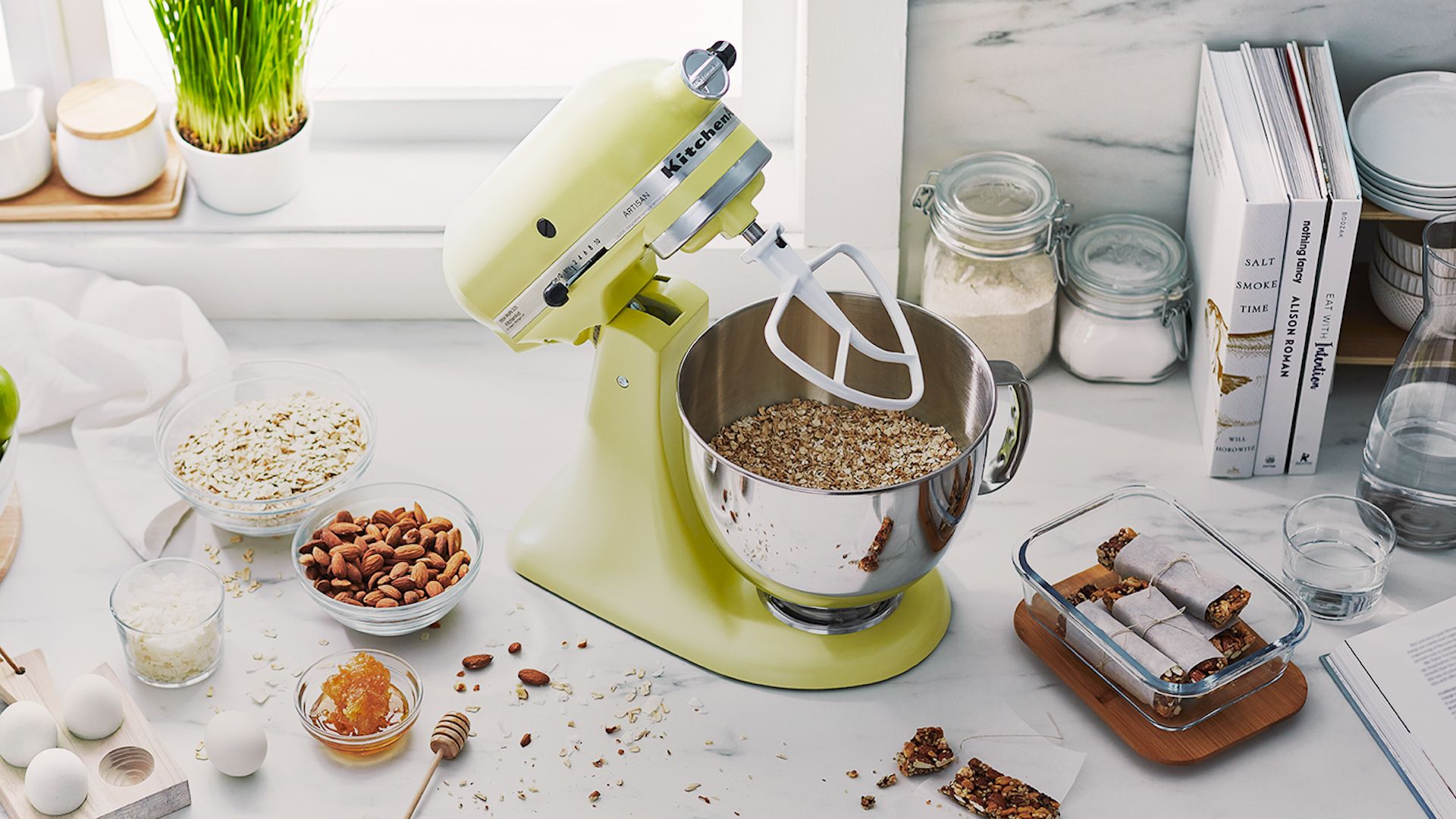 KitchenAid Now Offers Customized Stand Mixers, and They're Here Just in  Time for Holiday Gifting and Baking