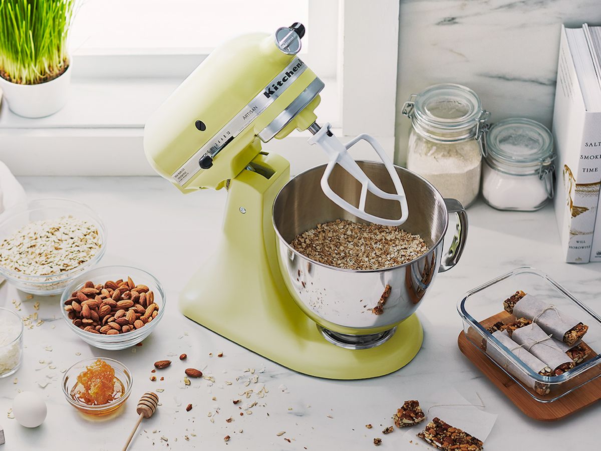 KitchenAid® Tilt-Head Stand Mixer: Simple Assembly Guide 