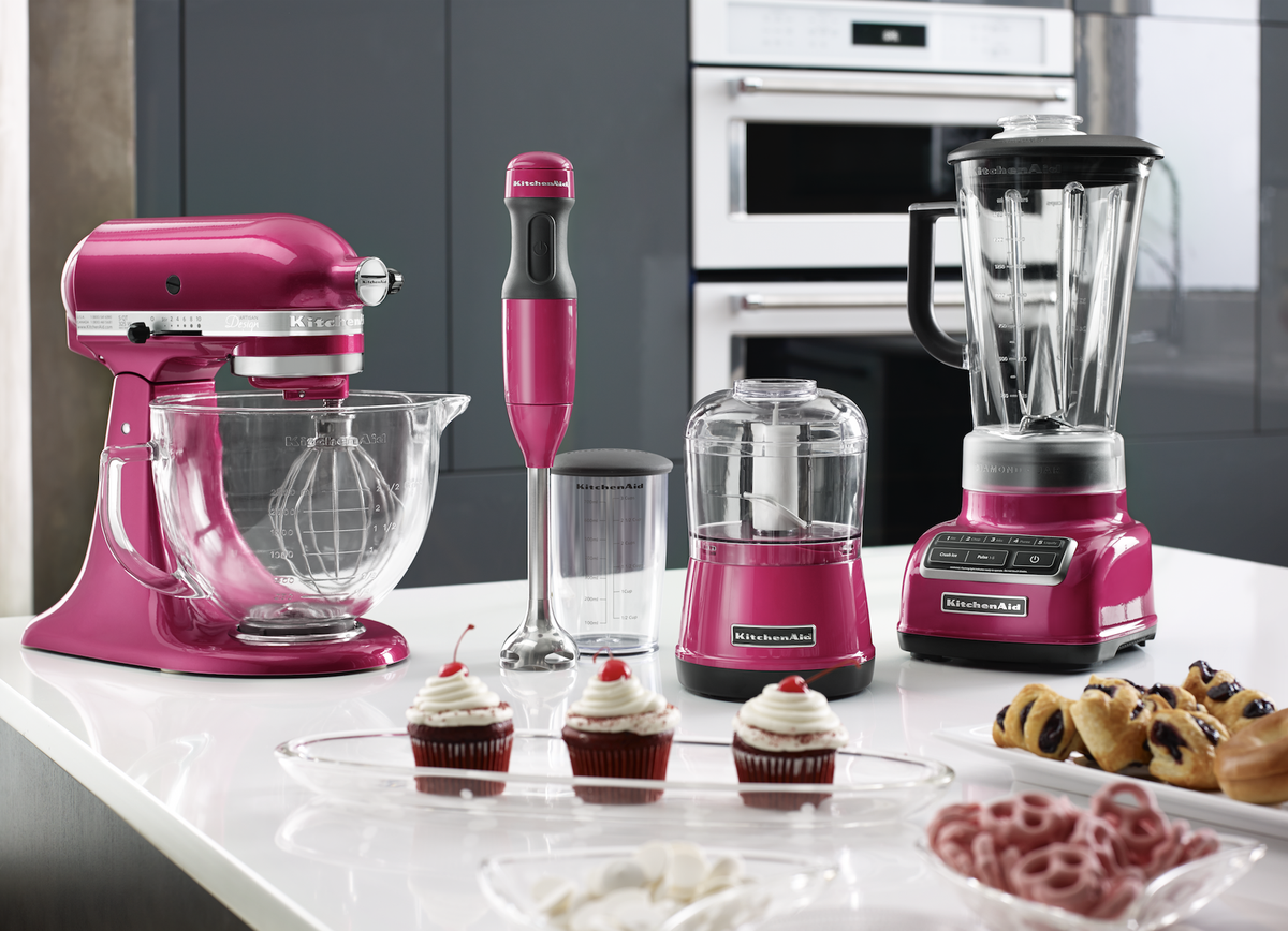 passen strand Barmhartig KitchenAid Is Giving Away Free Stand Mixers Next Month For The Nicest Reason
