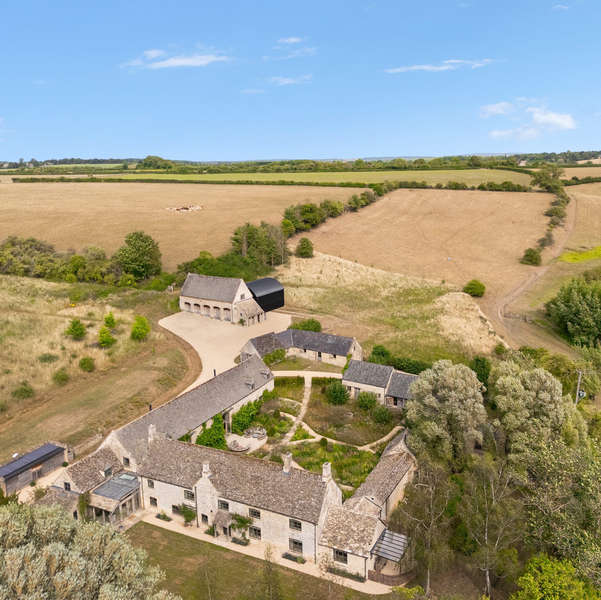 Ellen DeGeneres and Portia de Rossi List Cotswolds Estate for $30.5 Million