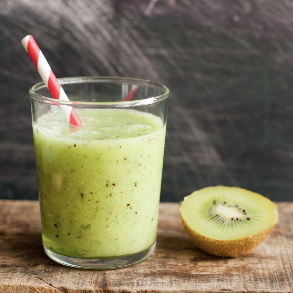 https://hips.hearstapps.com/hmg-prod/images/kiwifruit-and-silky-tofu-smoothie-6480ea3f211d3.png?crop=1xw:1xh;center,top&resize=980:*