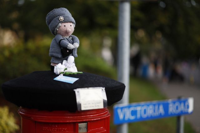 knitted queen postbox toppers