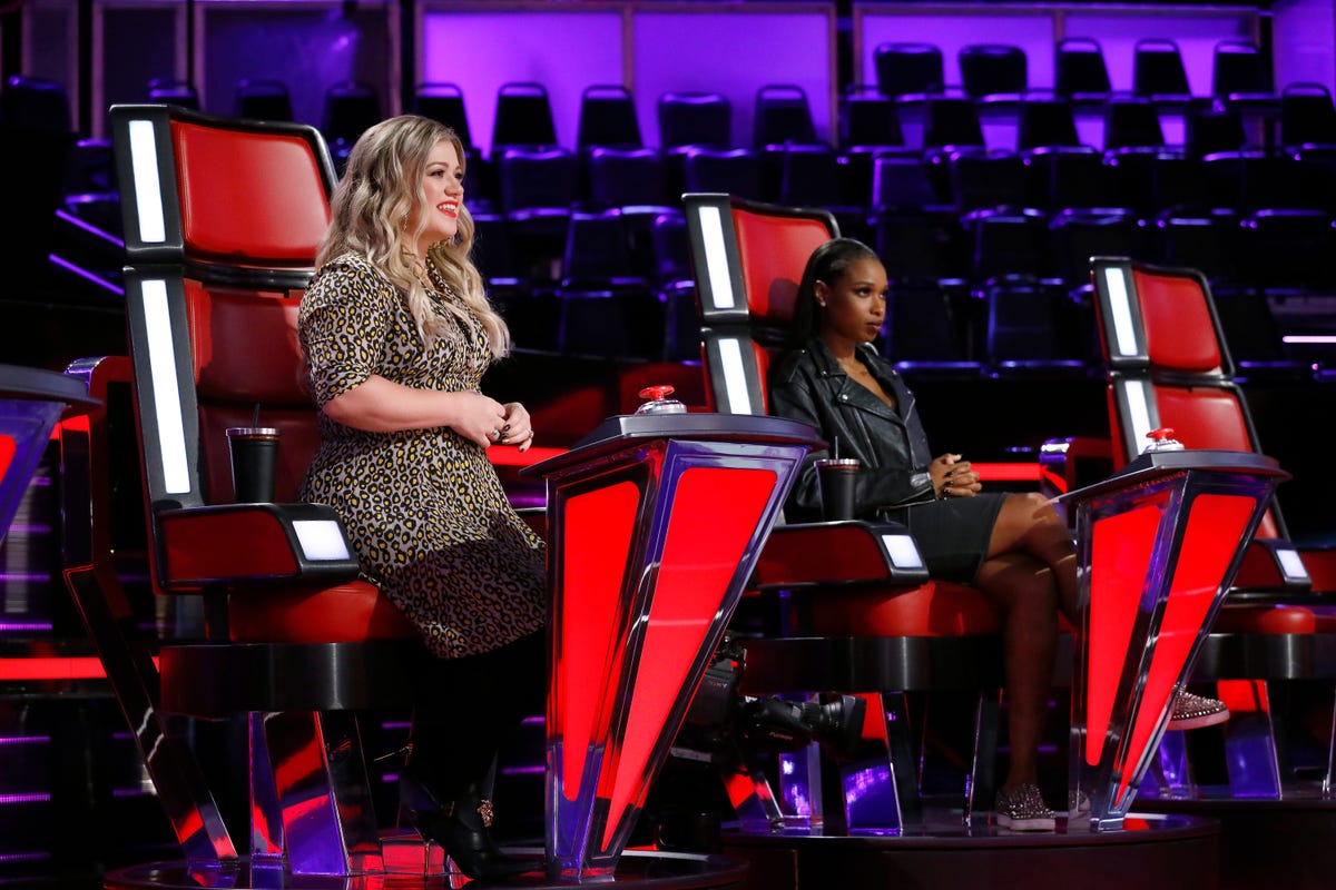 Kelly Clarkson Blocked Jennifer Hudson on 'The Voice' After Hearing ...