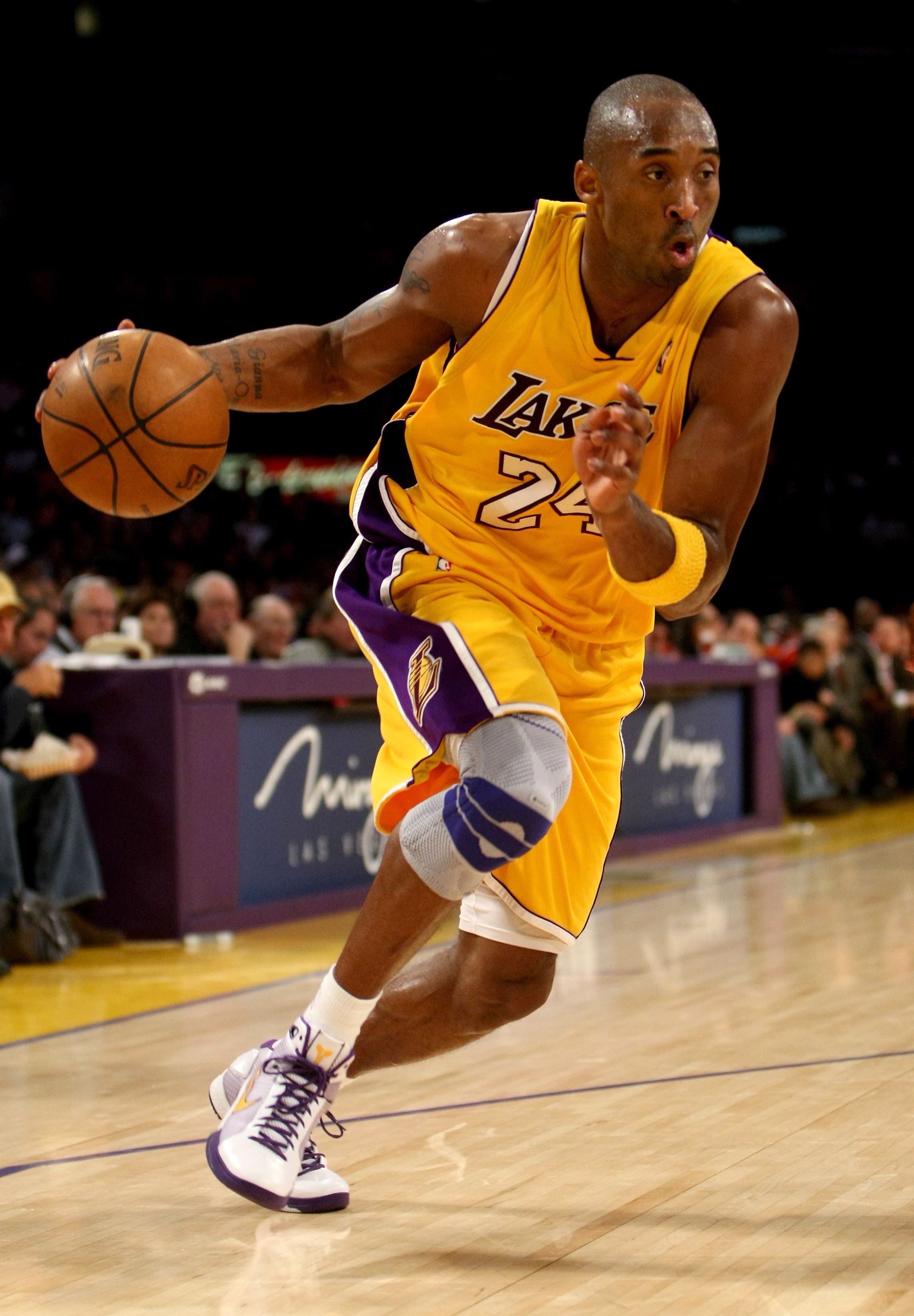 Kobe Bryant Los Angeles Lakers Should Be The NBA Logo Signature