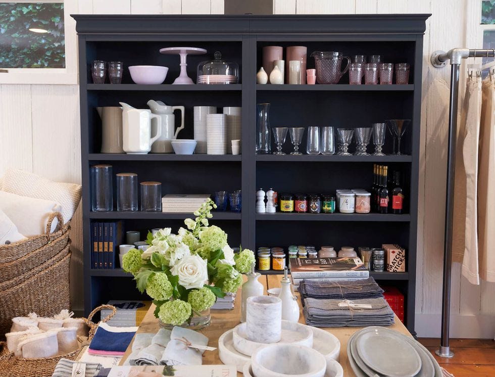 Shelf, Shelving, Room, Furniture, Interior design, Home, Hutch, Building, Porcelain, Living room, 