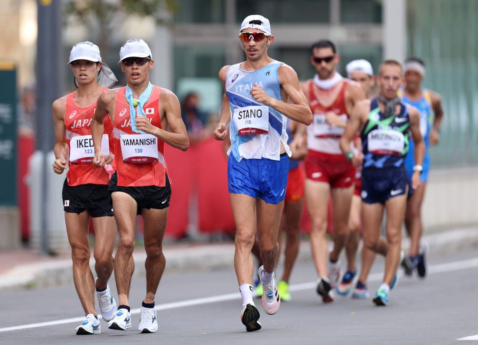 massimo stano en los 20 kilometros marcha de los juegos olimpicos de tokio
