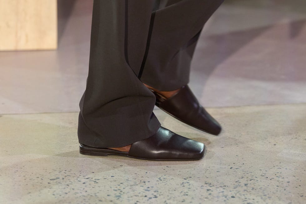el zapato de punta cuadrada es tendencia en 2025