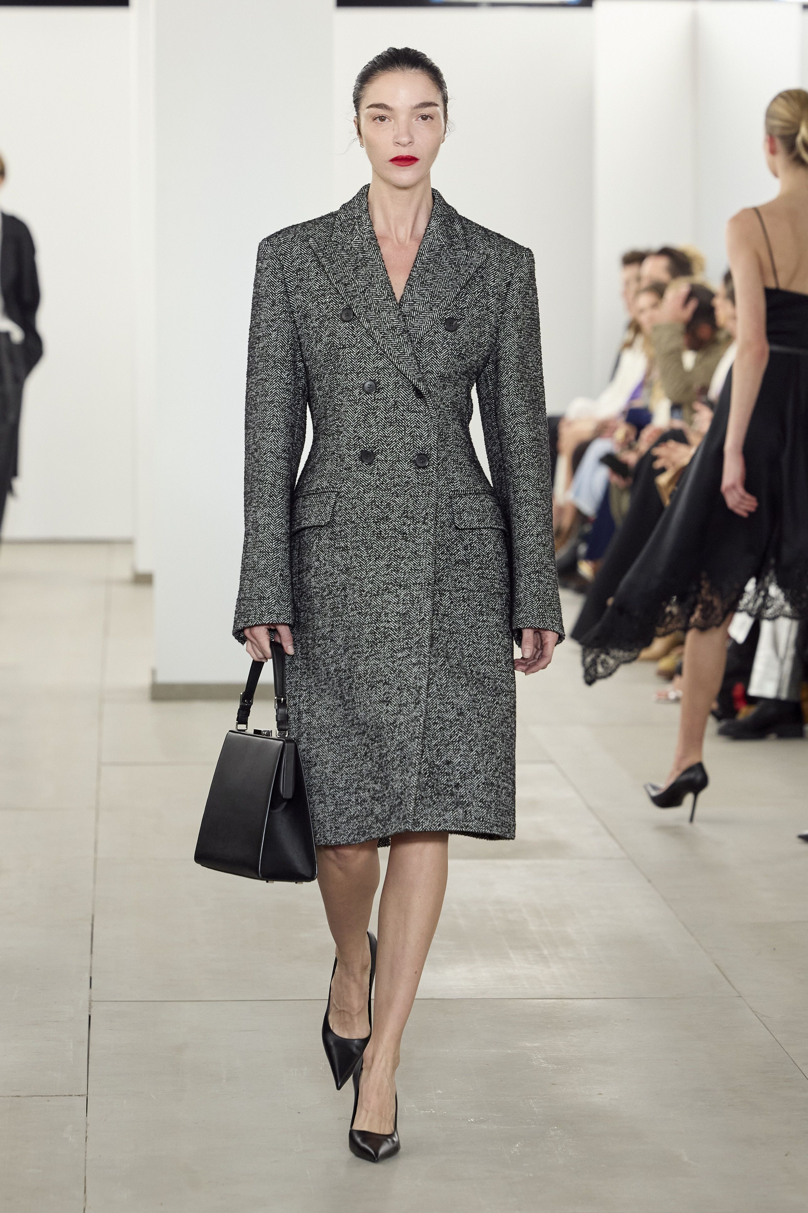 マイケル・コース（MICHAEL KORS）2024-25秋冬コレクション