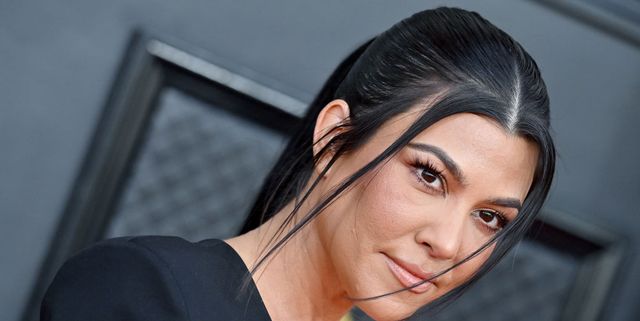 https://hips.hearstapps.com/hmg-prod/images/kourtney-kardashian-attends-the-64th-annual-grammy-awards-news-photo-1734982532.pjpeg?crop=1.00xw:0.753xh;0,0.0791xh&resize=640:*