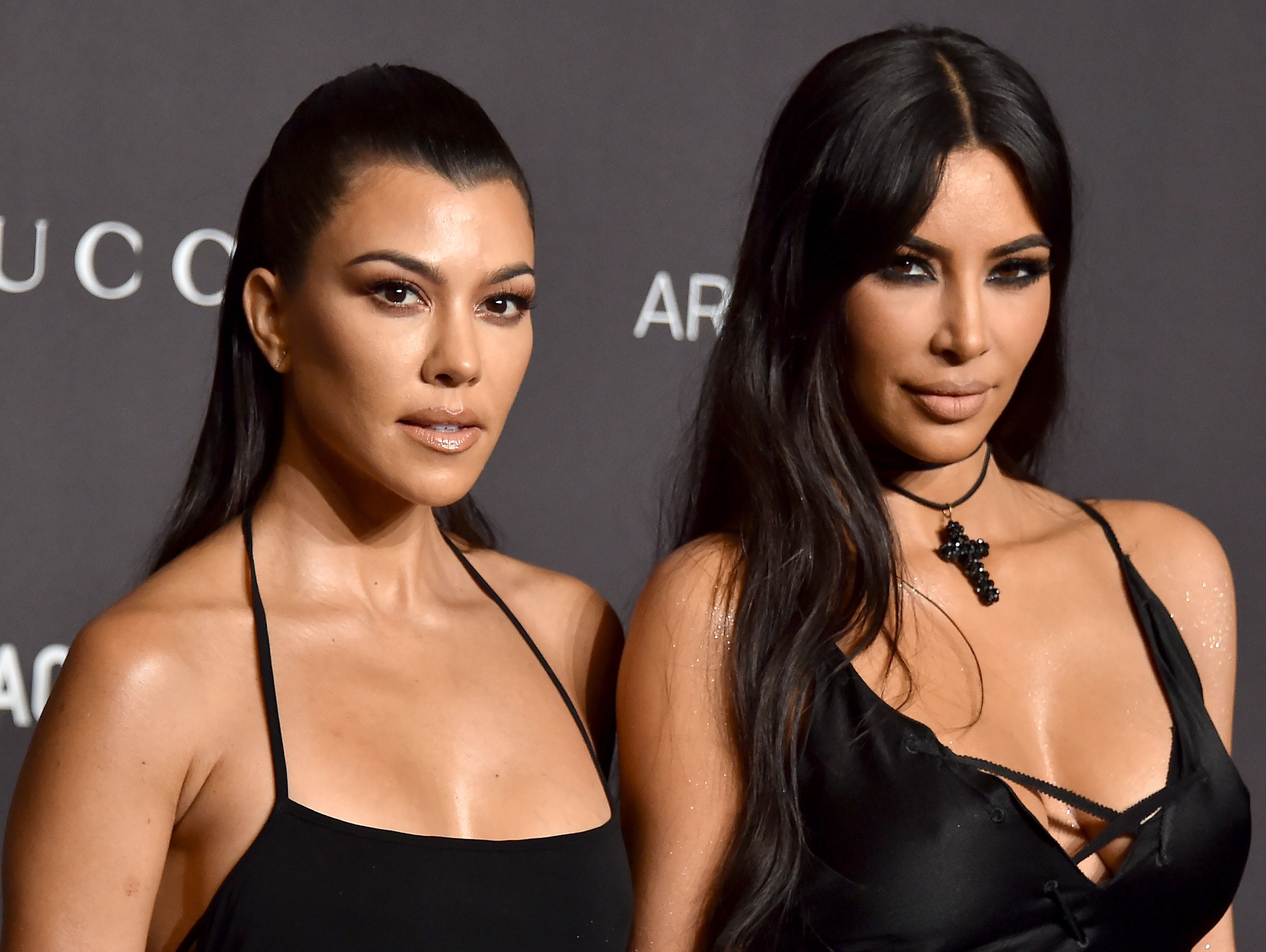 Kim y Kourtney Kardashian viven un incómodo momento en público