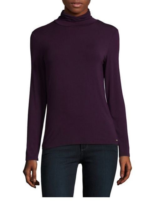 Clothing, Sleeve, Neck, Violet, Long-sleeved t-shirt, Purple, Shoulder, Jersey, Sweater, Wool, 