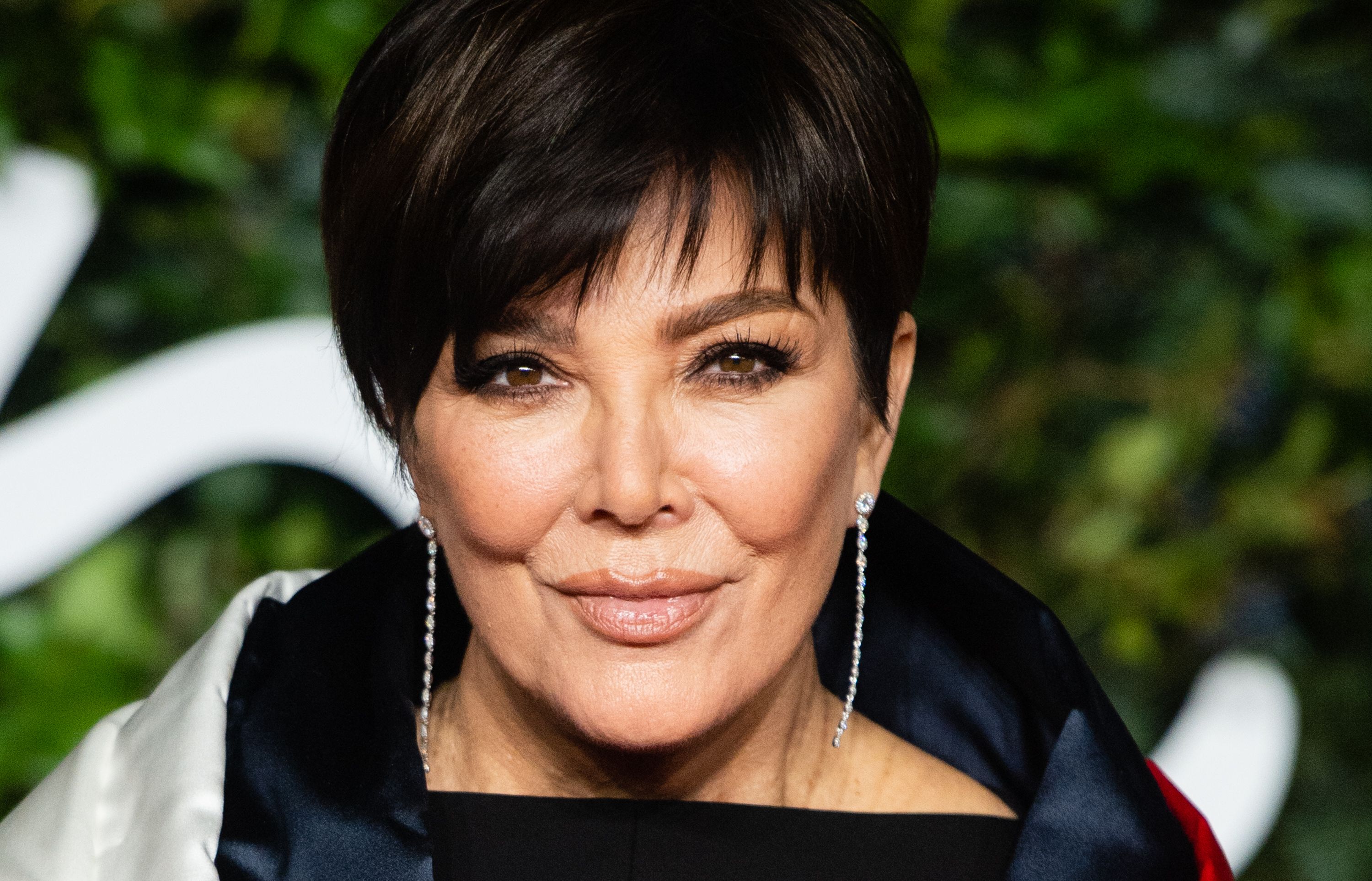Kris Jenner Has a New Shoulder-Length Bob Hairstyle