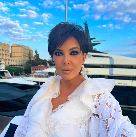 Kris Jenner goes makeup-free in new routine video