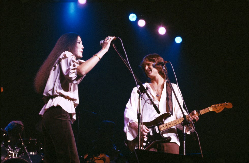 kristofferson and coolidge at victoria apollo