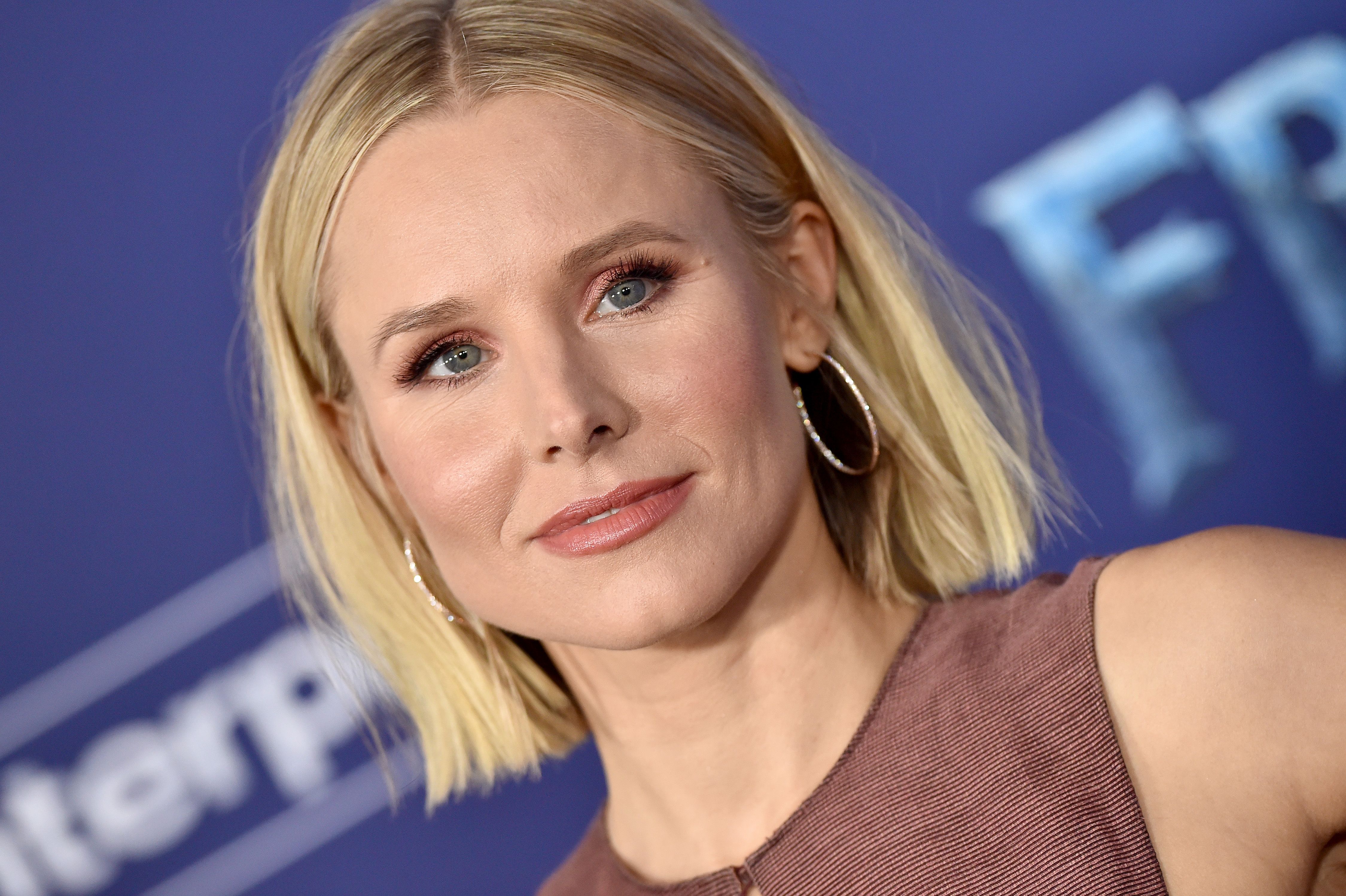 Kristen Bell First Felt Dark Cloud of Anxiety and Depression at 18 image picture