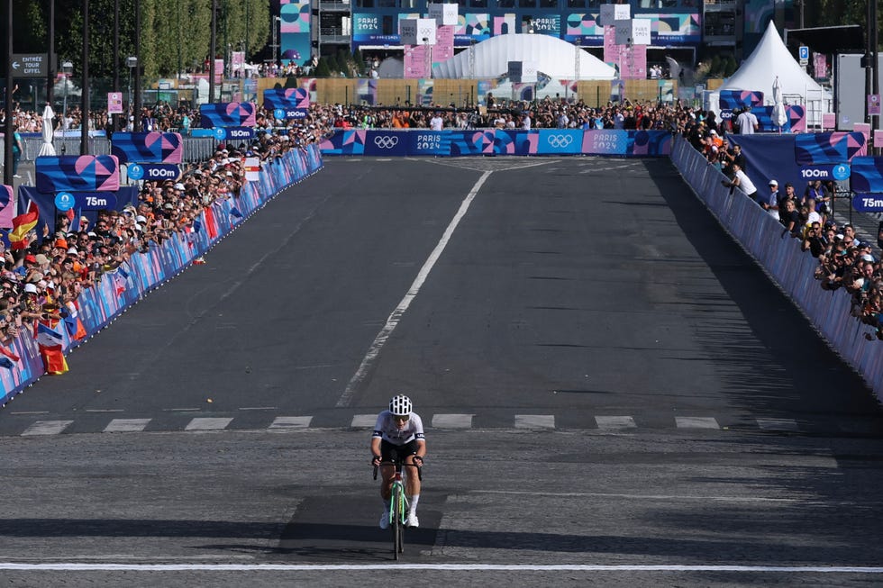 Kristen Faulkner Wins Road Race Gold 204 Paris Olympics