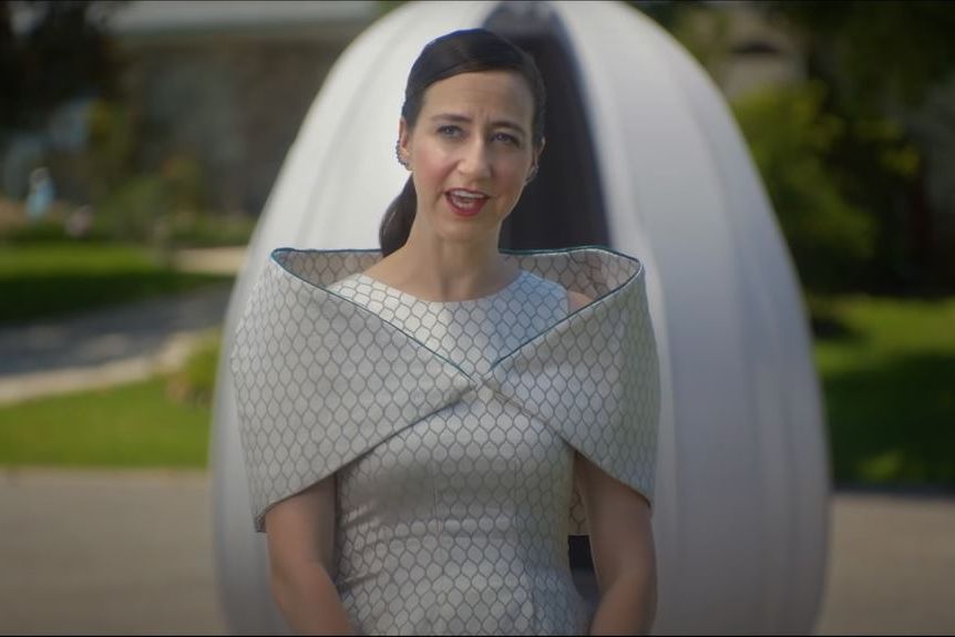 kristen schaal in bill and ted 3 in a futuristic outfit