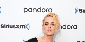 new york, new york   november 03 kristen stewart poses during siriusxms town hall with joan jett hosted by kristen stewart at the siriusxm studios on november 03, 2021 in new york city photo by cindy ordgetty images for siriusxm