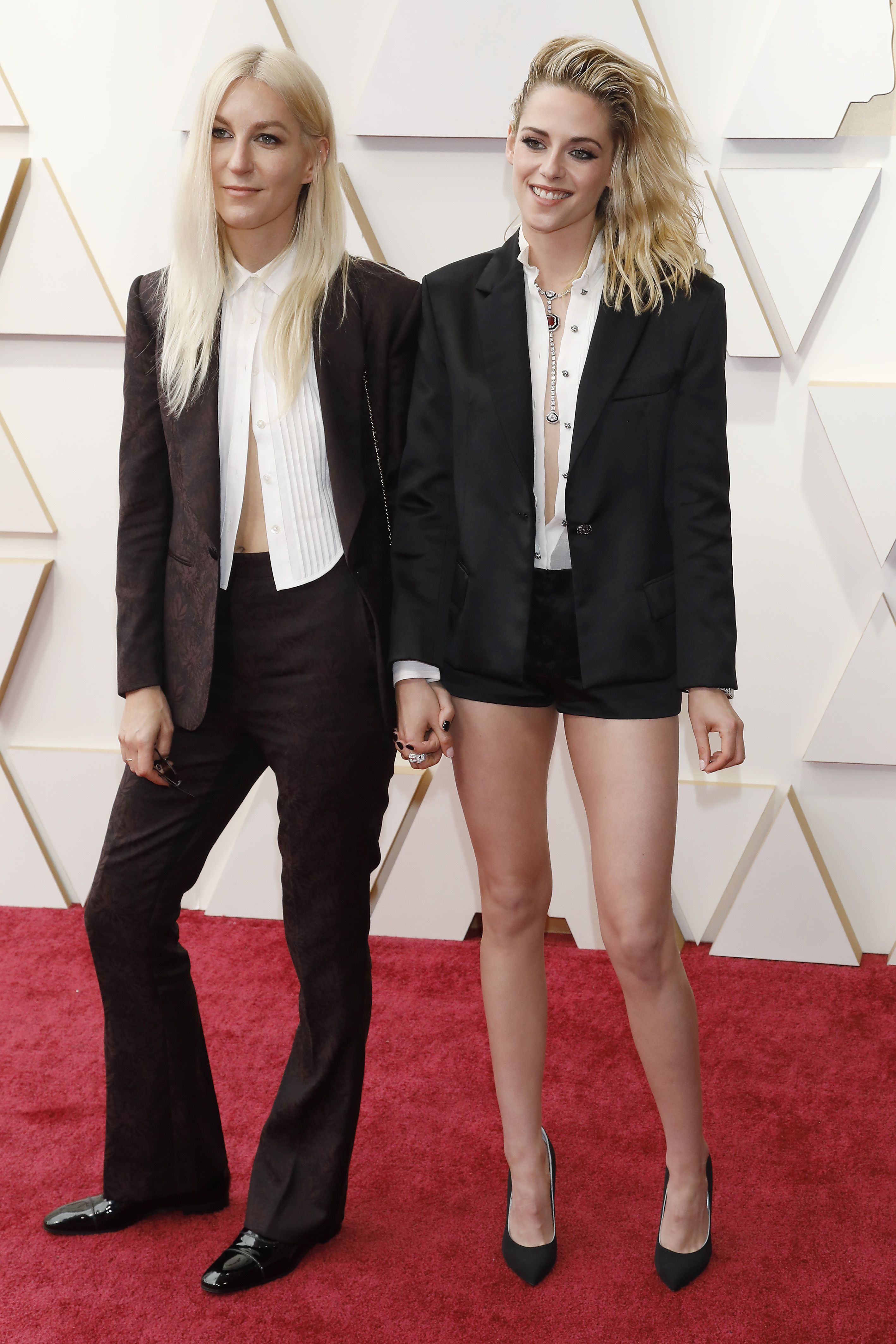 Kristen Stewart wears shorts to the 2022 Oscars