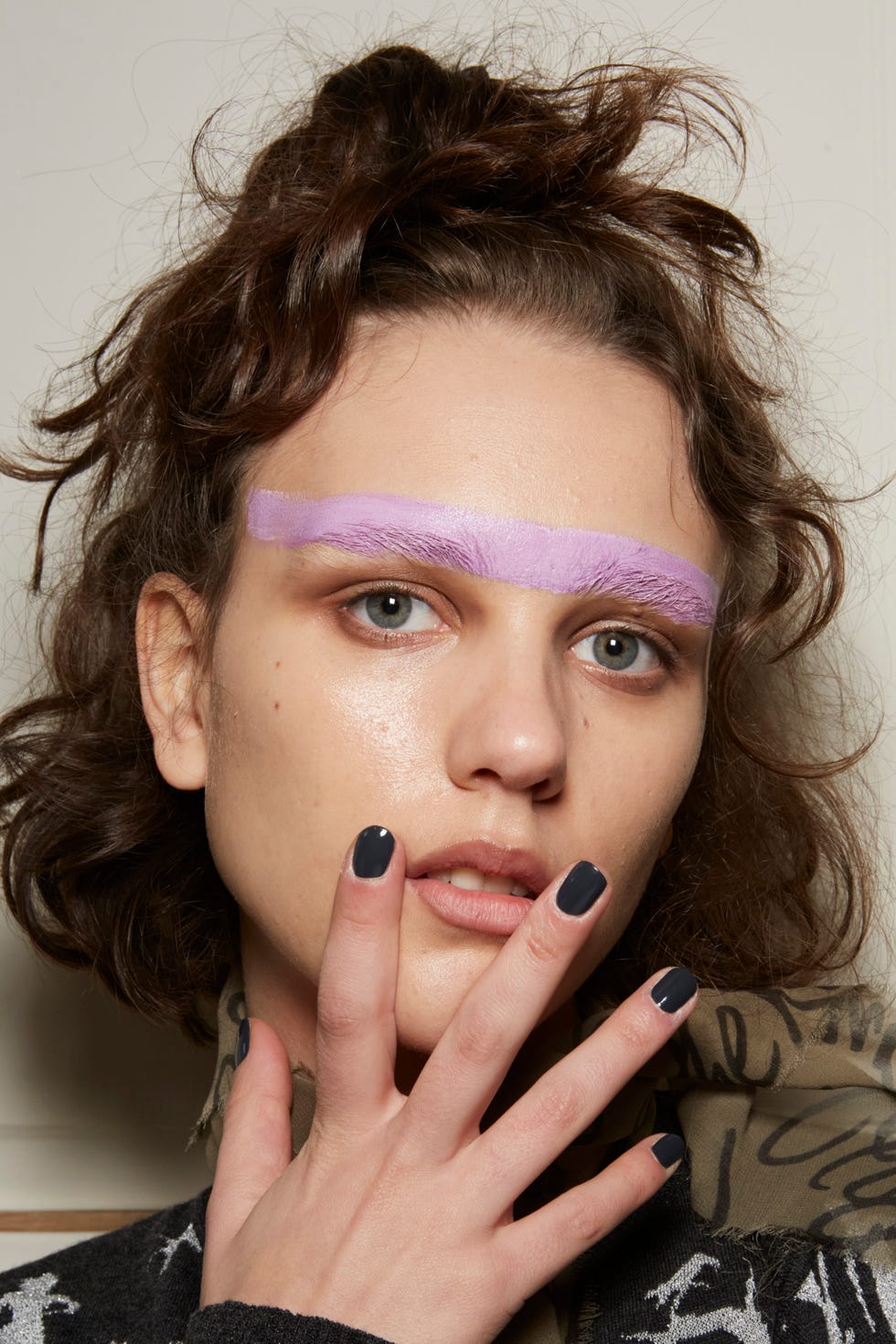 Autumn Nail Trends For 2023 - Best AW23 Runway Trends For Nails