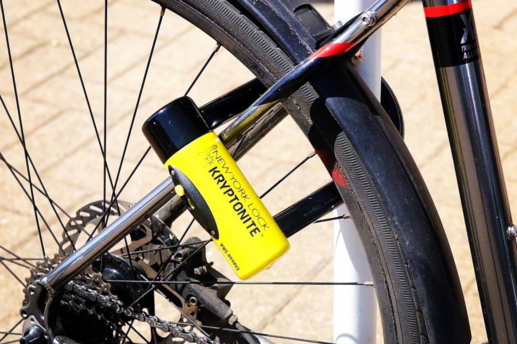 Our Favorite Bike Lock Is 21% Off Today, and It Comes With an Anti-Theft