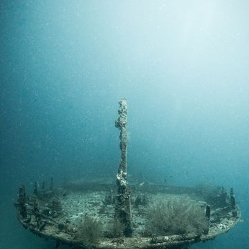 kuda giri wreck, a shipwreck in maldives