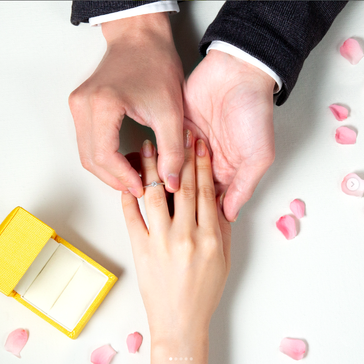 溫柔感日系婚戒提案！精緻浪漫的日本婚戒品牌推薦