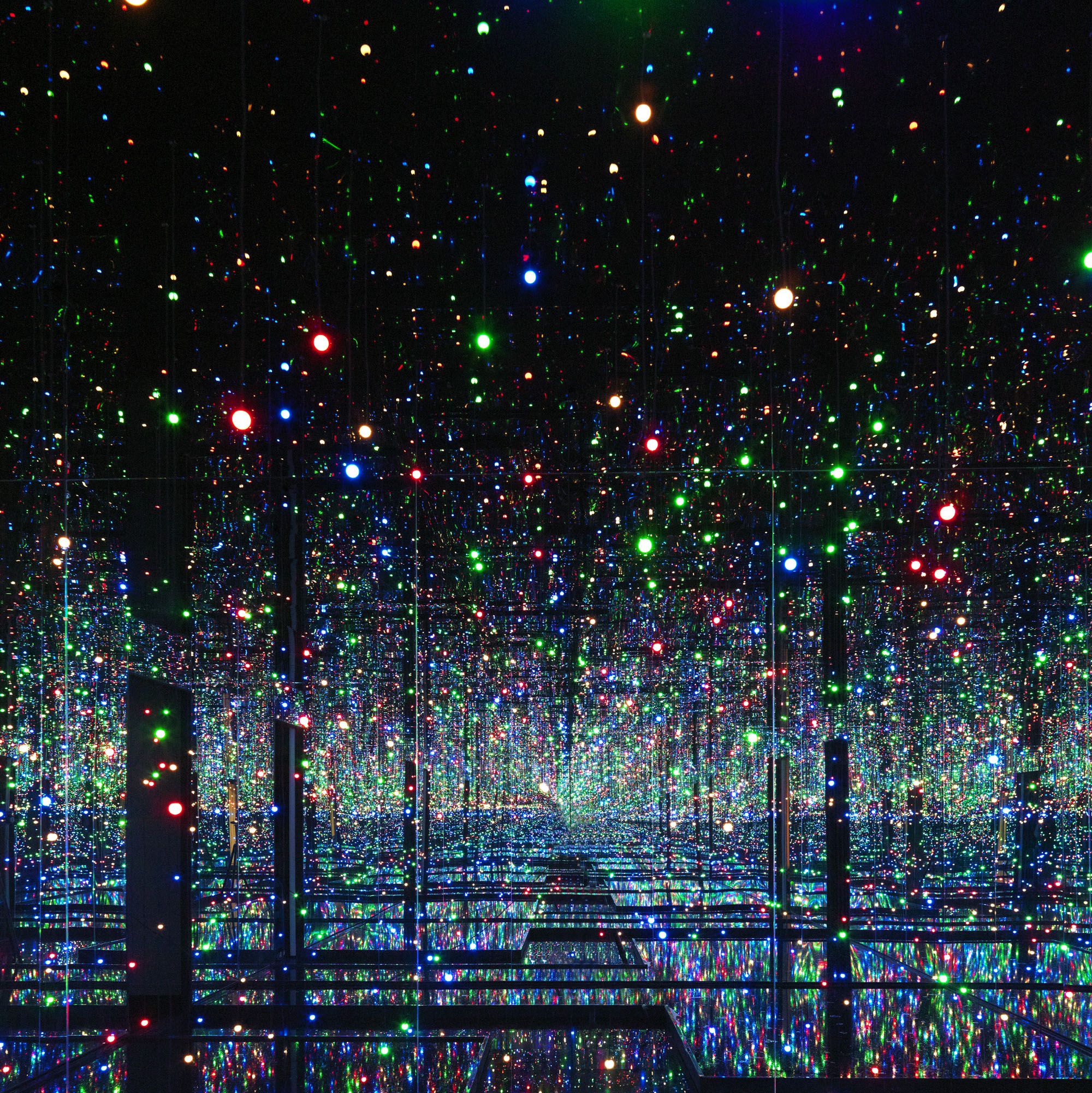 Yayoi Kusama, Modern & Contemporary artist