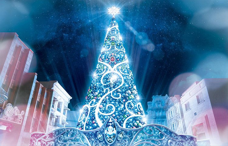Blue, Landmark, Tree, Sky, Christmas eve, Christmas tree, Architecture, Christmas, Winter, World, 