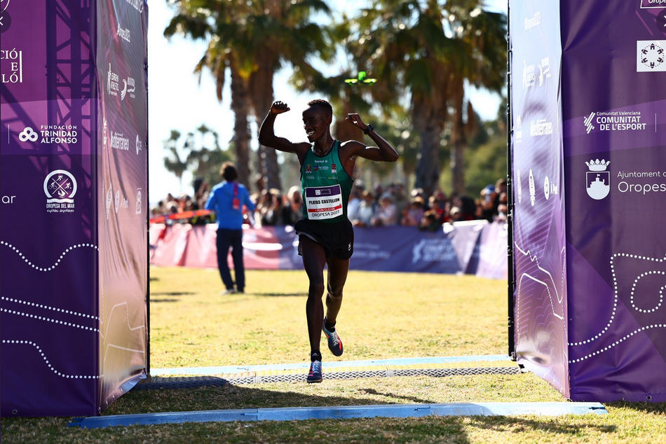 preview for El resumen del Europeo de cross por clubes de Oropesa del Mar 2023