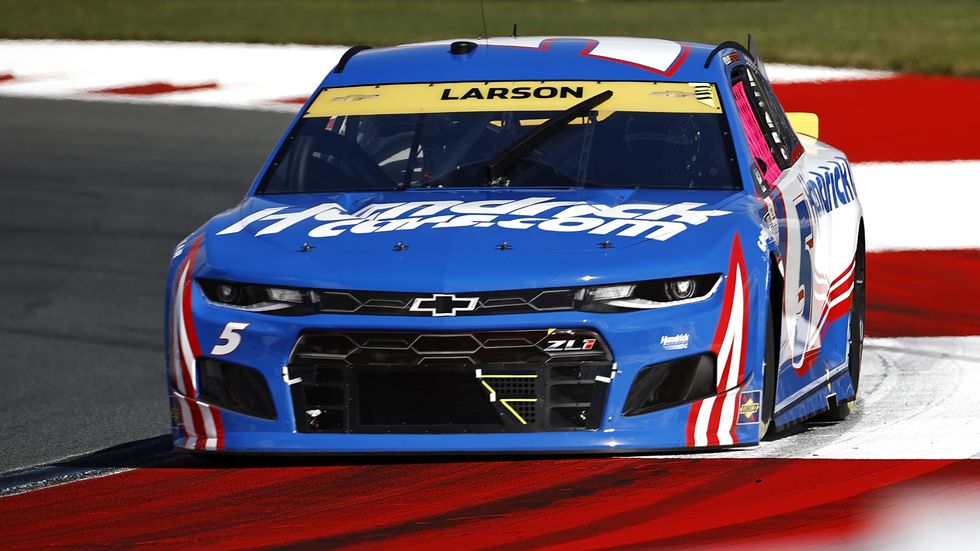 nascar cup series bank of america roval 400 kyle larson