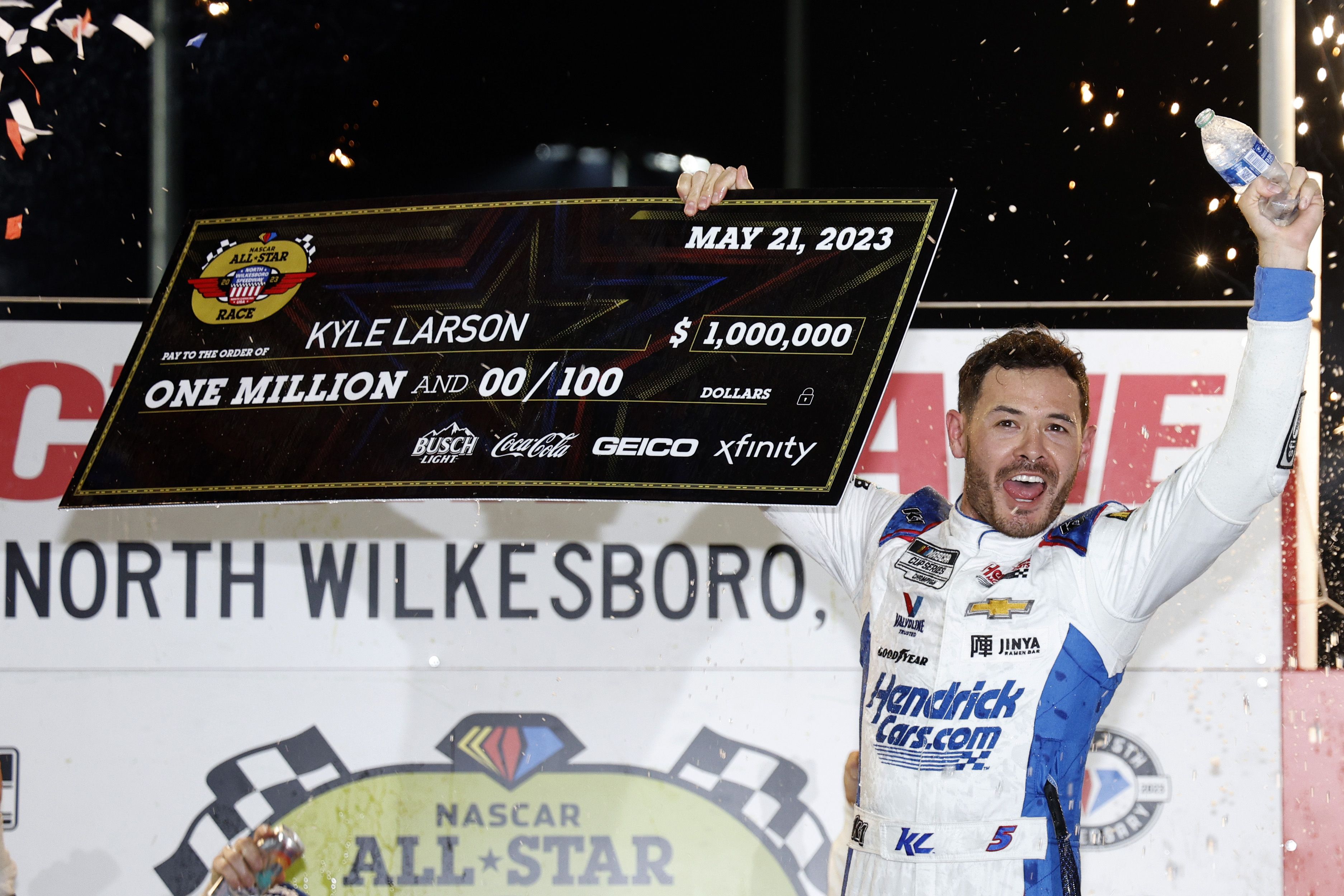 NASCAR Star Of All-Stars Kyle Larson Takes $1 Million Top Prize At ...