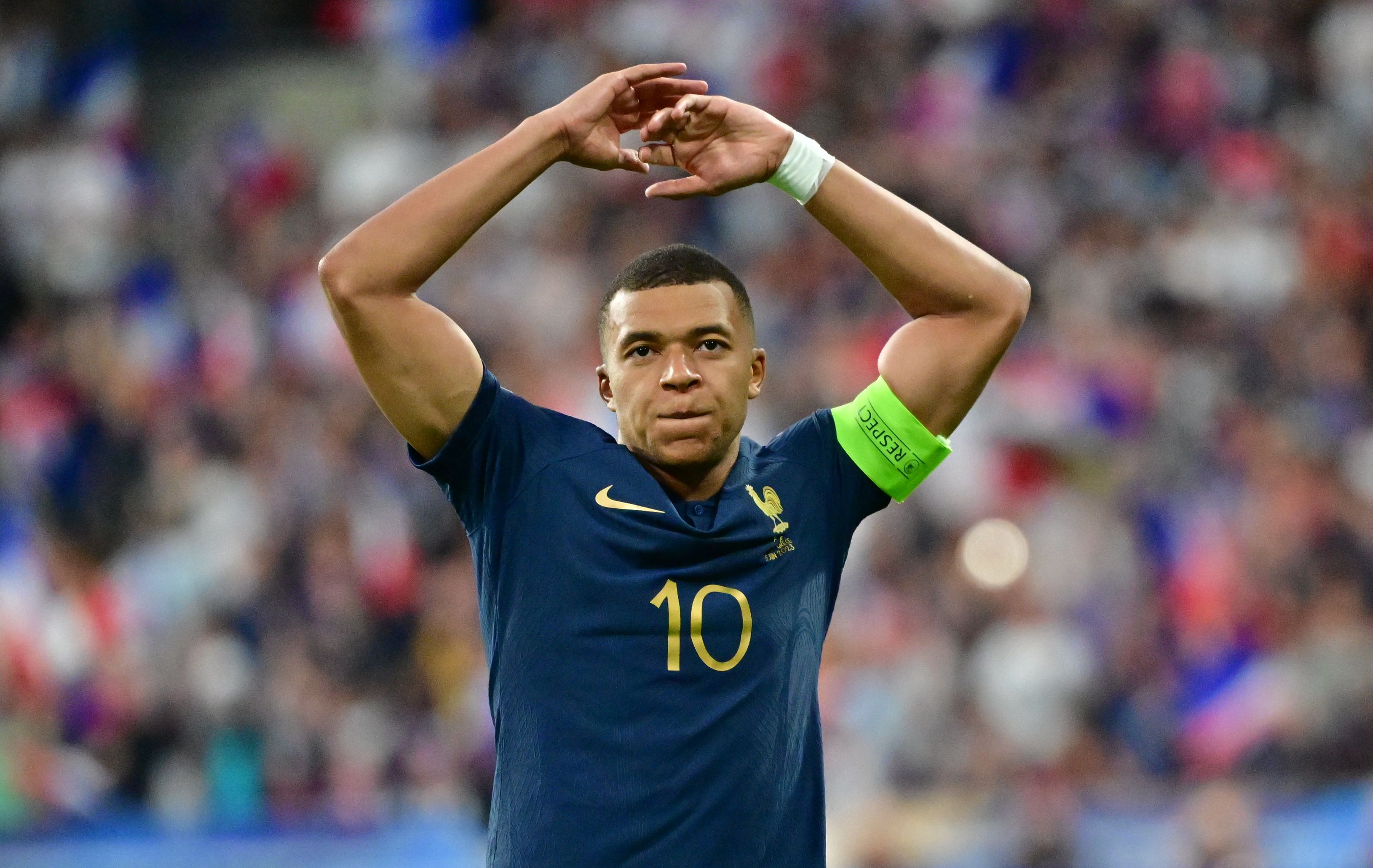 Kylian Mbappé 2018 World Cup Jersey up for Auction