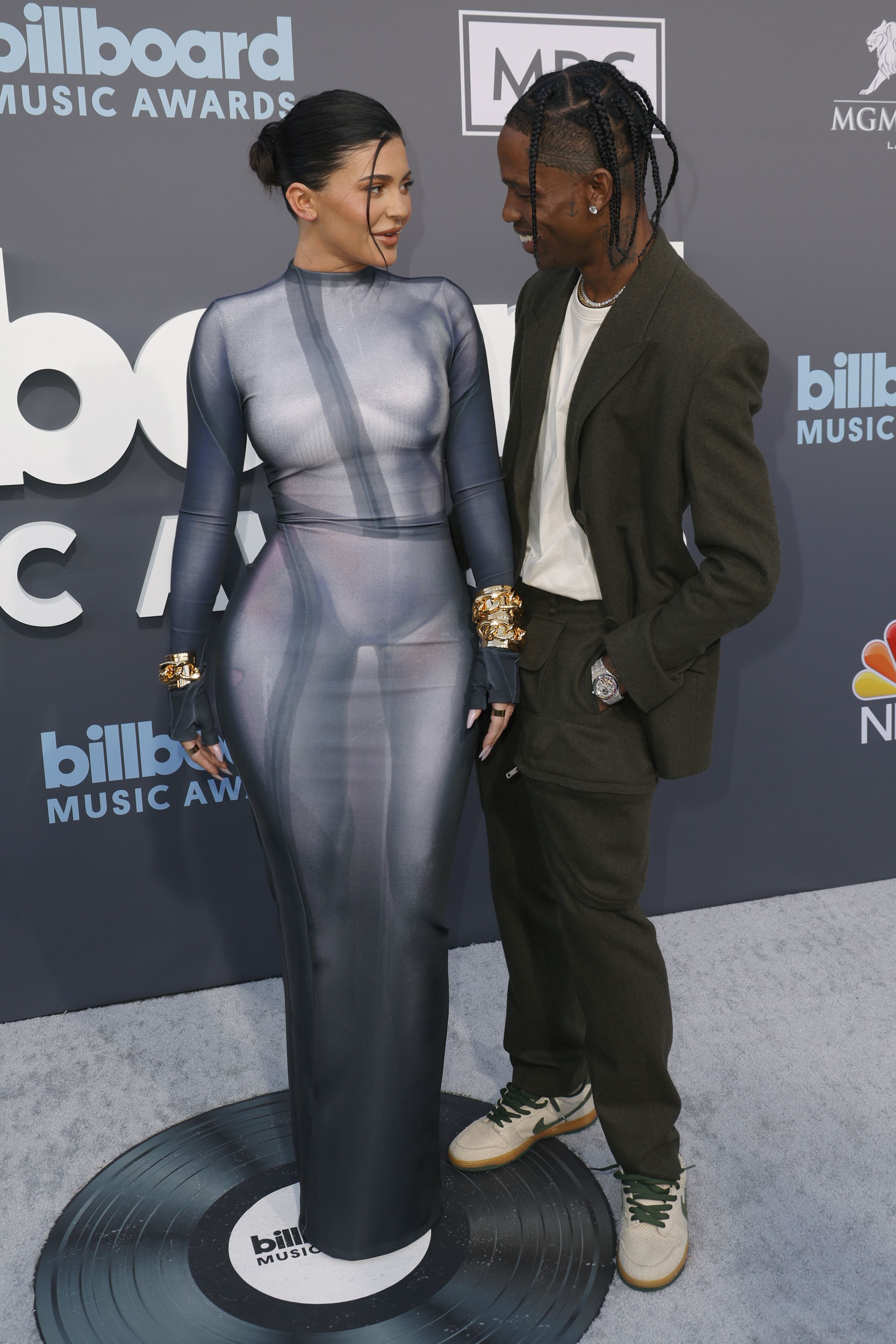 Kylie Jenner Wears Bodysuit for Day Date with Travis Scott