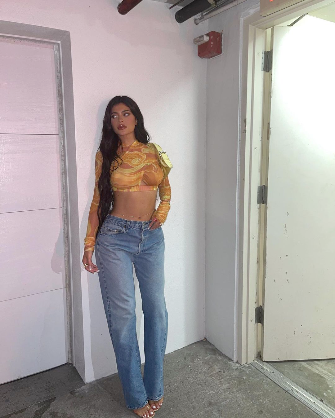 Trends : Kylie Jenner's Streetstyle Outfit